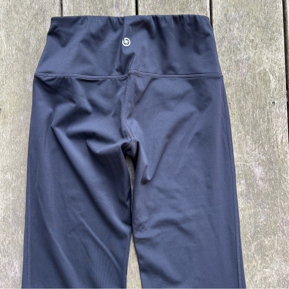Black Leggings Flared Yoga Pant Size Small - Picture 6 of 7